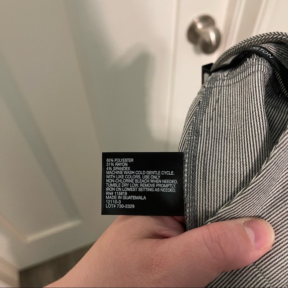 NWT Worthington size 14 petite black and white vertical stripe trousers! - Picture 4 of 6